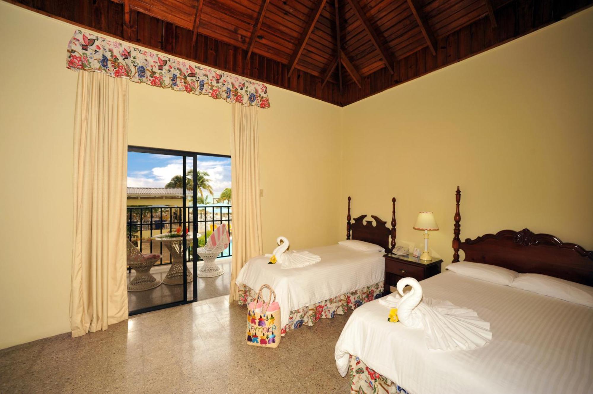 Rooms On The Beach Νεγκρίλ Εξωτερικό φωτογραφία